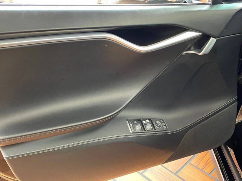 2016 Tesla Model S