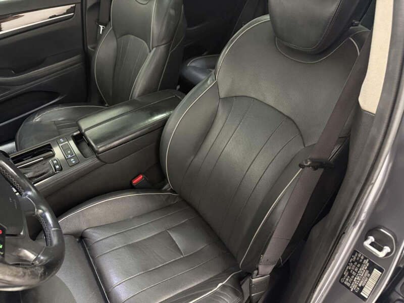 2015 Hyundai Genesis
