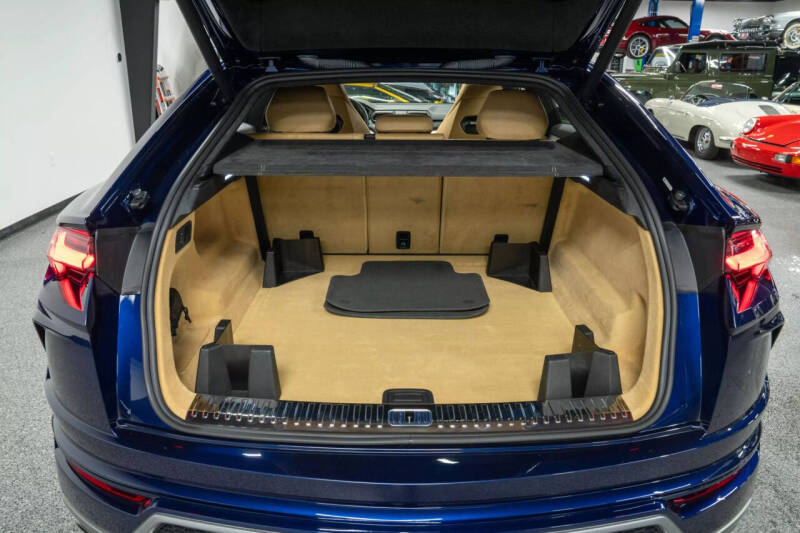 2019 Lamborghini Urus