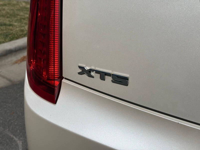 2013 Cadillac XTS Premium Collection