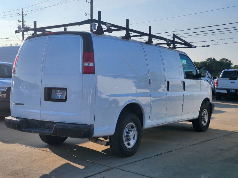 2019 Chevrolet Express 2500