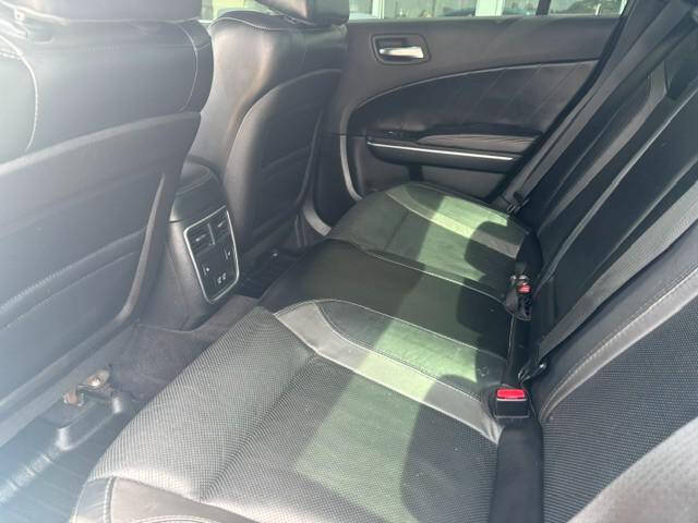 2015 Dodge Charger SXT