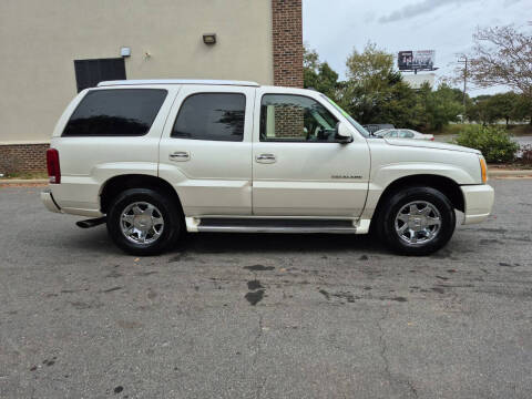 2004 Cadillac Escalade