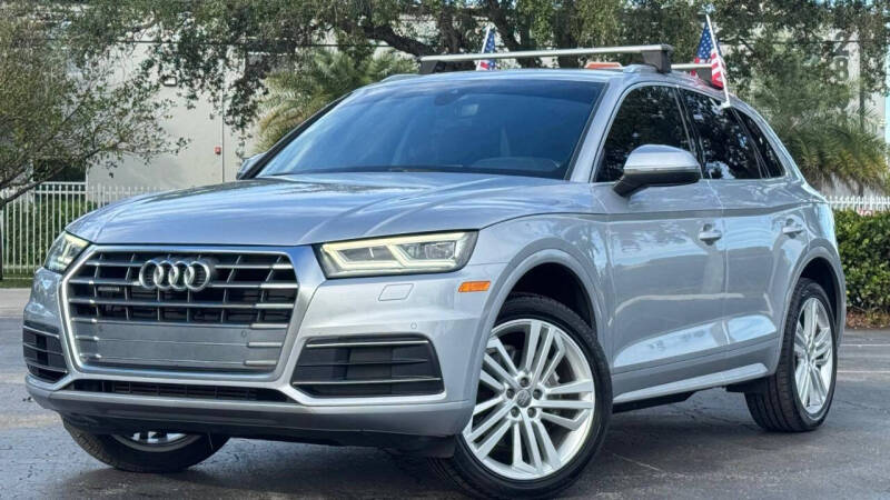 2019 Audi Q5 Premium Plus's photo