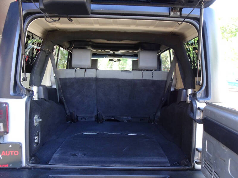 2009 Jeep Wrangler Unlimited X