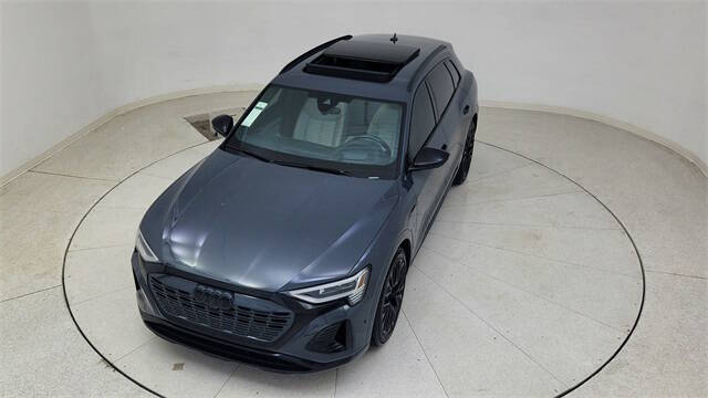 2024 Audi Q8 e-tron quattro Prestige