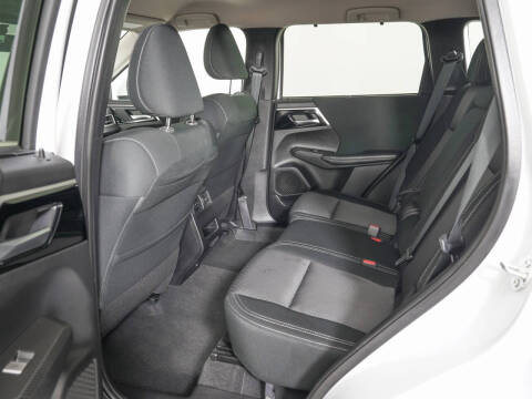 2023 Mitsubishi Outlander ES