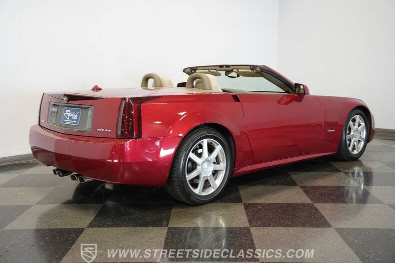 2005 Cadillac XLR