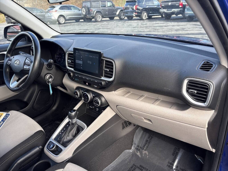 2020 Hyundai Venue SEL