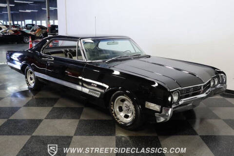 1966 Oldsmobile Starfire