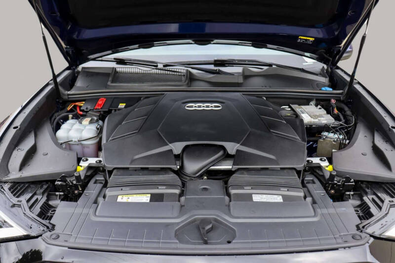 2021 Audi Q8 quattro Premium Plus 55 TFSI