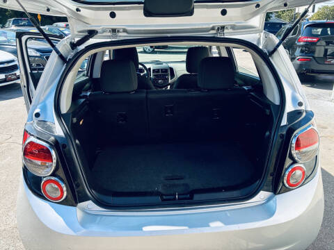 2015 Chevrolet Sonic LT Manual