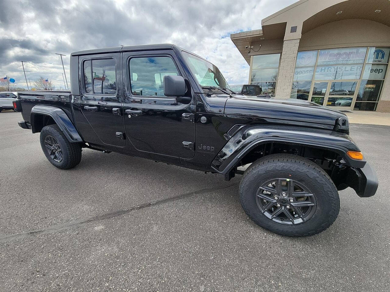 2024 Jeep Gladiator for sale at Victoria Auto Sales in Victoria, MN