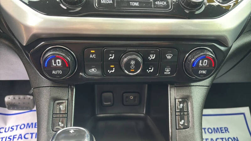 2017 GMC Acadia SLT-1