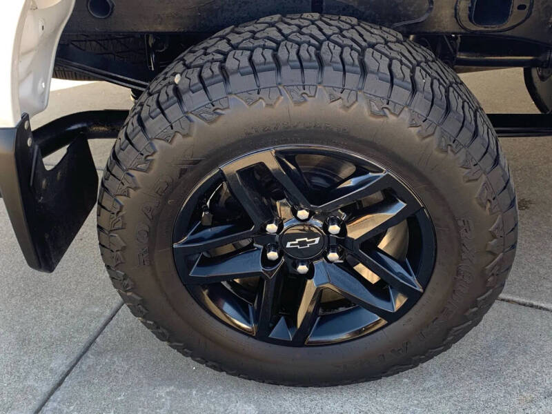 2020 Chevrolet Silverado 1500 Custom Trail Boss