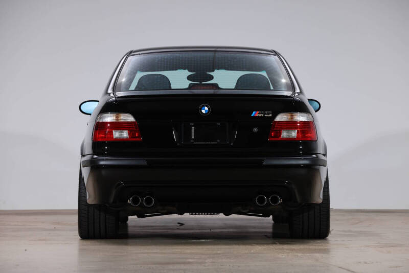 2002 BMW M5
