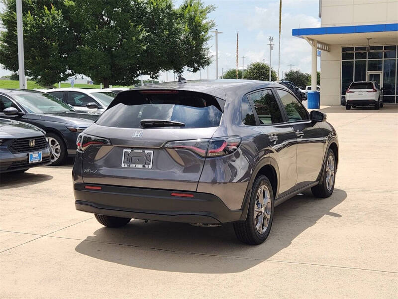 2026 Honda HR-V LX