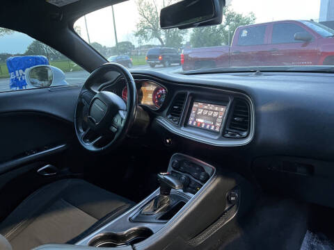 2019 Dodge Challenger SXT