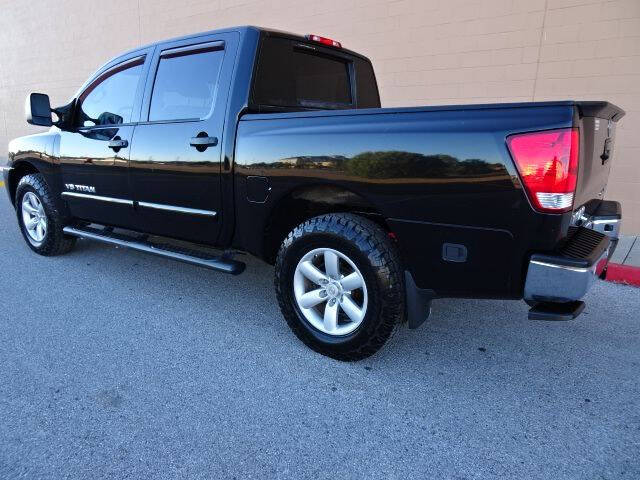 2014 Nissan Titan SV