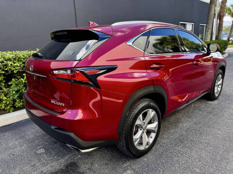 2017 Lexus NX 200t