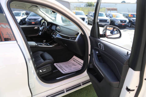 2021 BMW X7 xDrive40i