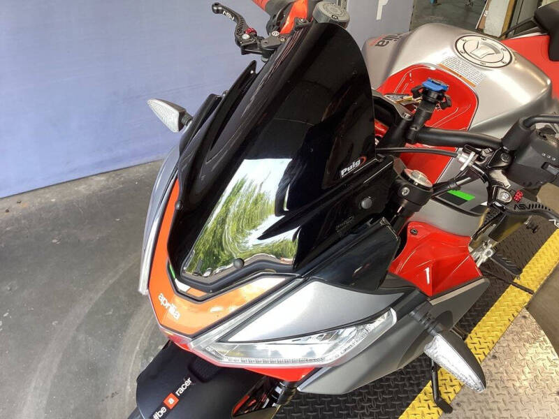 2022 Aprilia Tuono 660