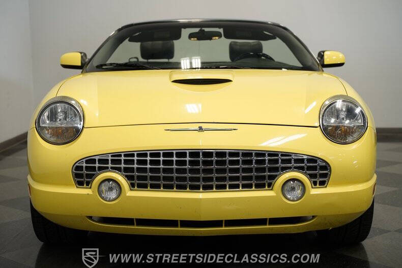 2002 Ford Thunderbird Deluxe