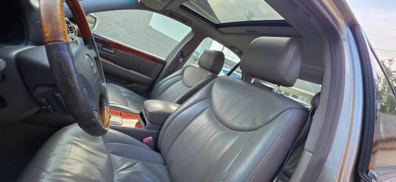 2003 Lexus LS 430