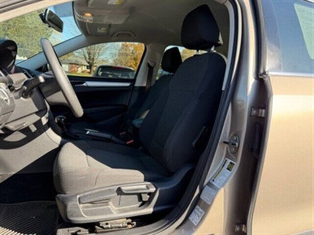 2016 Volkswagen Passat 1.8T S