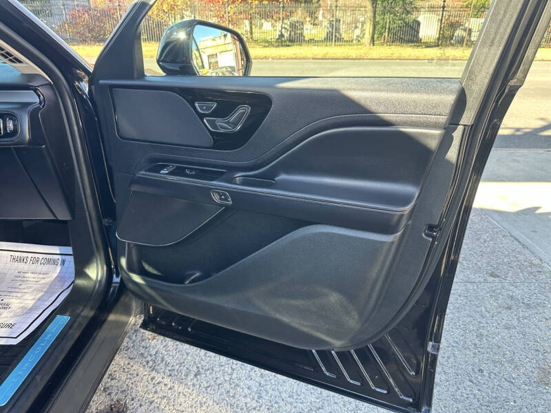 2023 Lincoln Aviator Livery