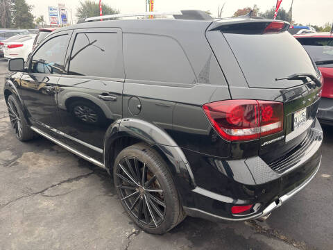 2017 Dodge Journey Crossroad