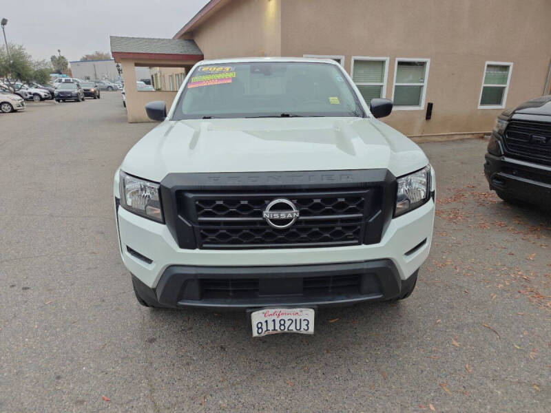 2023 Nissan Frontier S