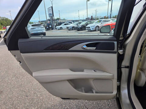 2017 Lincoln MKZ Hybrid Select