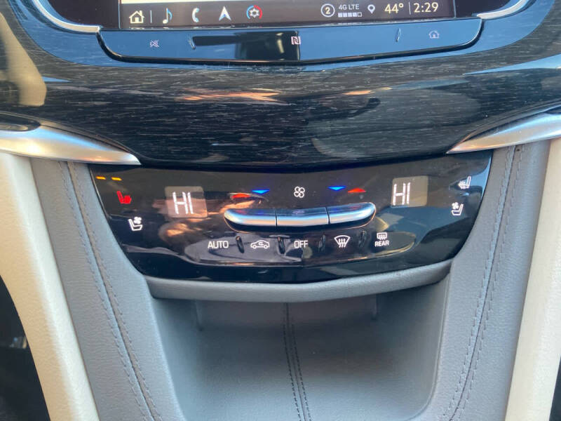 2021 Cadillac XT6 Premium Luxury