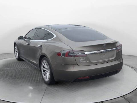 2016 Tesla Model S 75D