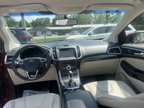2017 Ford Edge Titanium