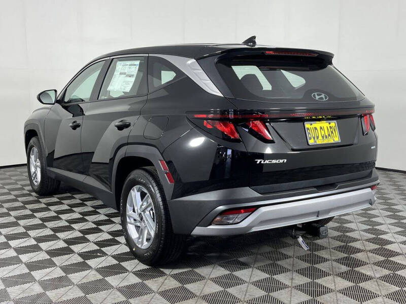 2025 Hyundai Tucson SE