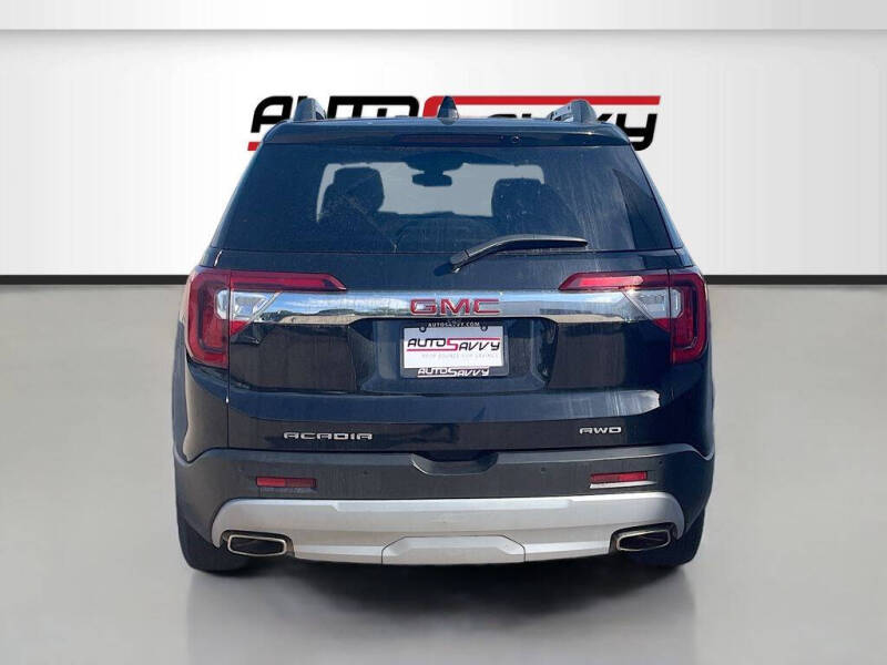 2023 GMC Acadia SLT