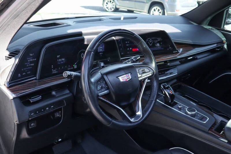 2023 Cadillac Escalade Premium Luxury