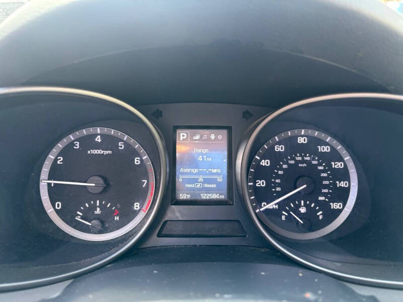 2018 Hyundai Santa Fe SE