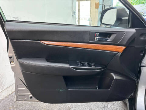 2013 Subaru Outback 2.5i Limited
