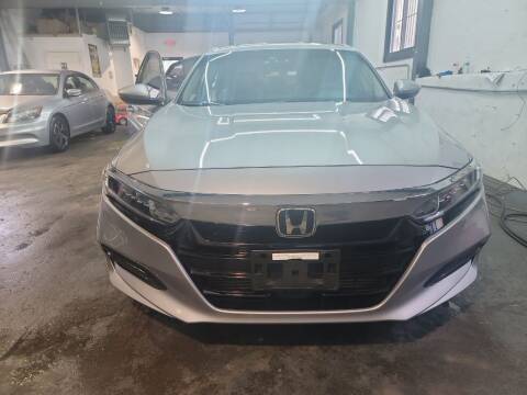 2018 Honda Accord for sale at OFIER AUTO SALES in Freeport NY