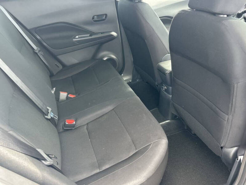 2025 Nissan Kicks Play S