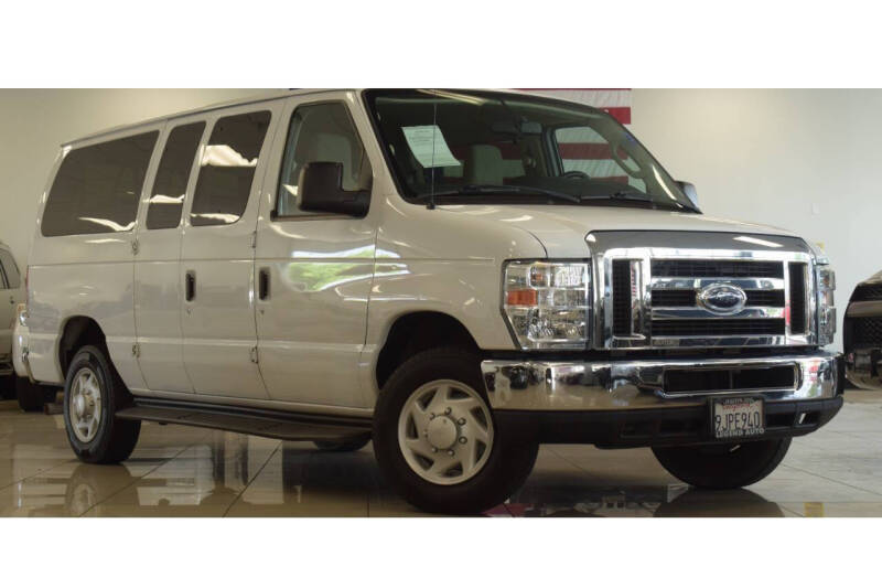 2014 Ford E-Series E-350 XLT Super Duty's photo