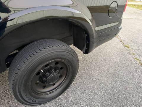 2004 Ford Excursion Eddie Bauer