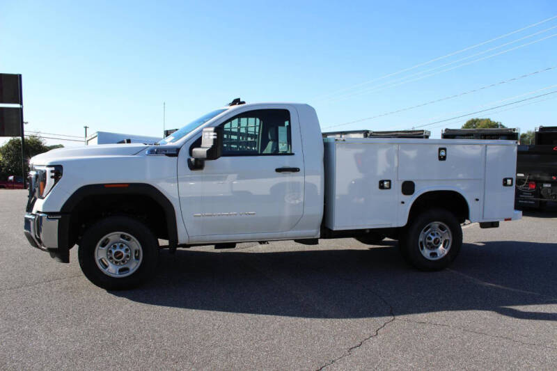 2024 GMC Sierra 2500HD Pro