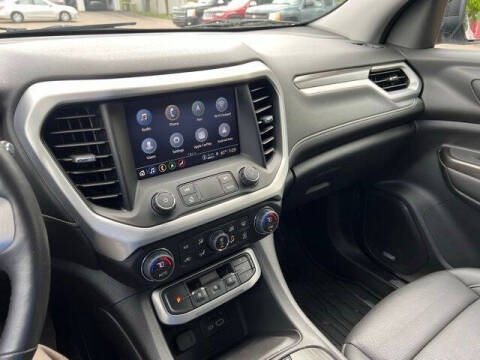 2021 GMC Acadia SLT