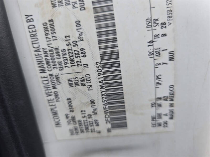 2000 Ford F-650 Super Duty