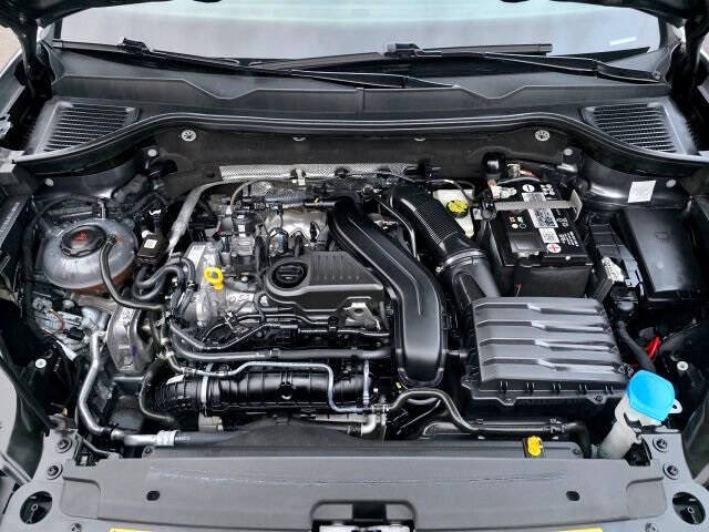 2023 Volkswagen Taos SE 4Motion