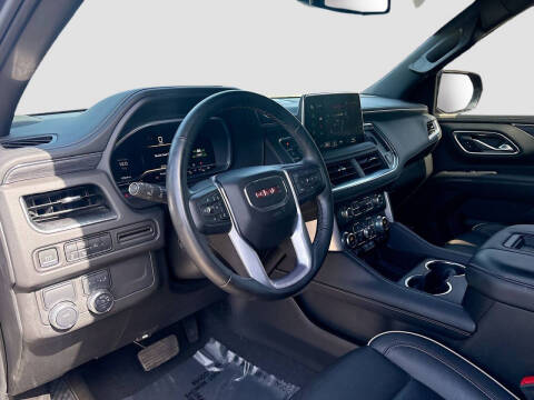 2024 GMC Yukon SLT